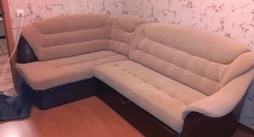 Перетяжка углового дивана. Восточное Дегунино 